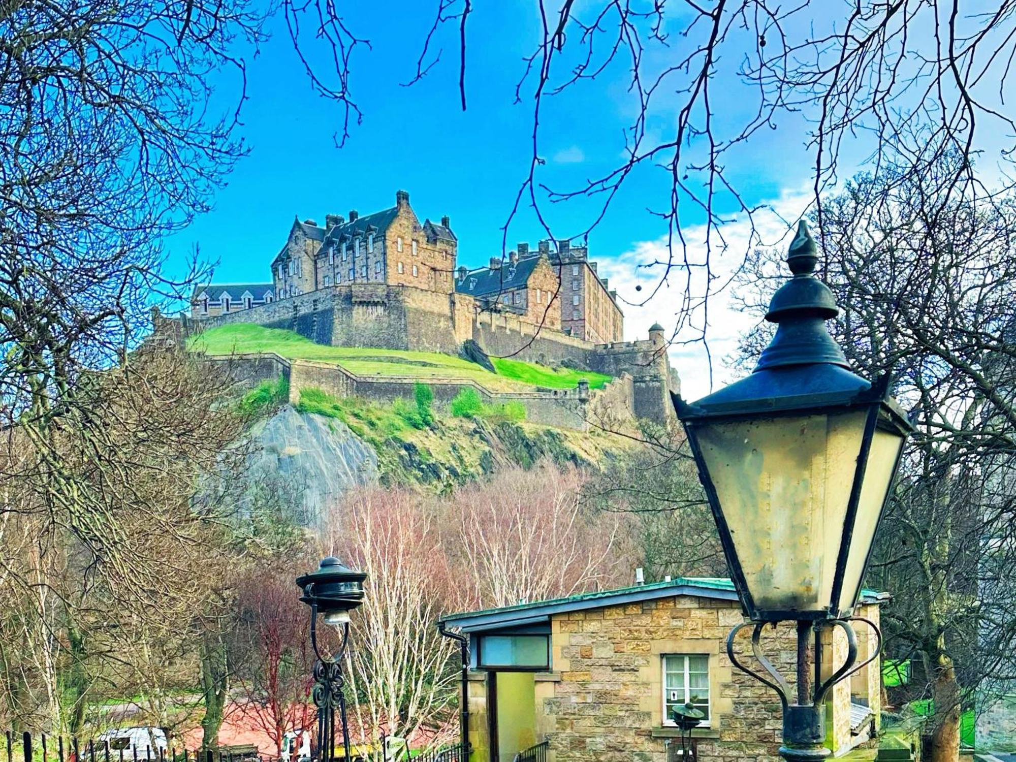 E'Holidays EDI Exterior photo